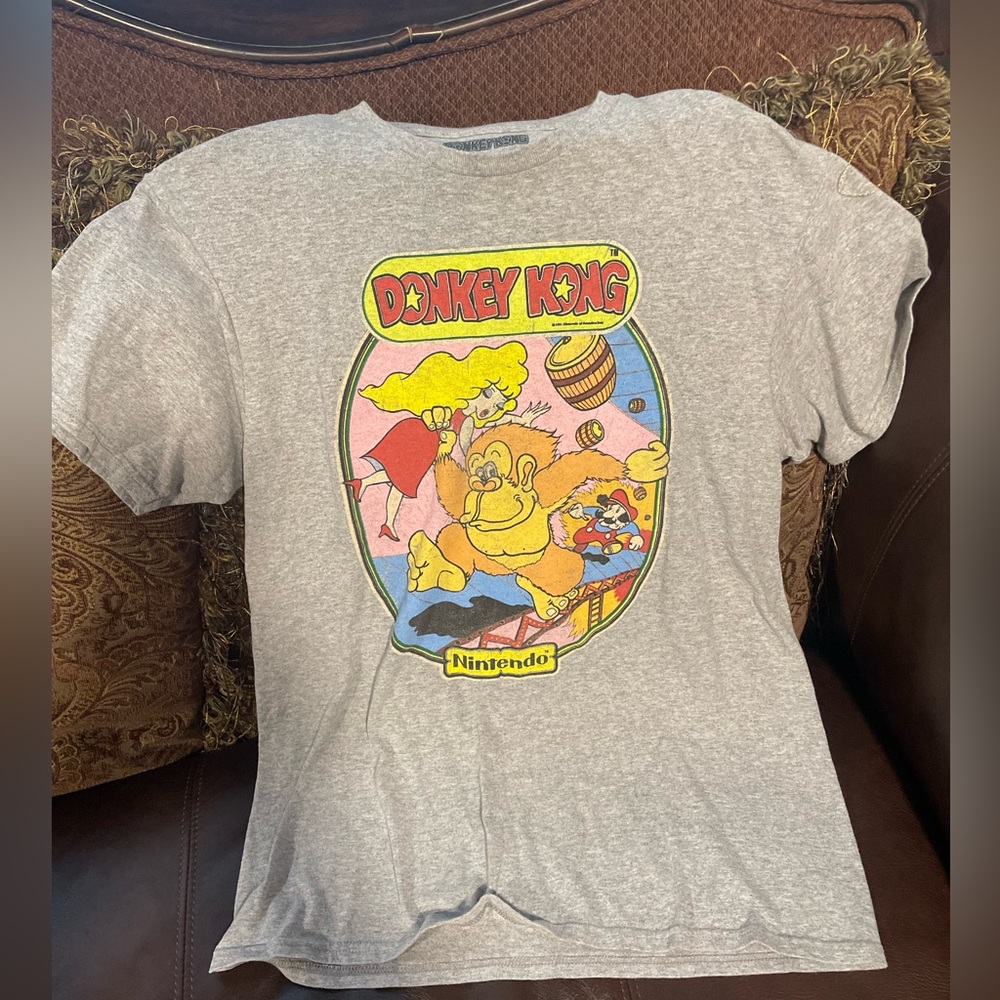 Donkey Kong Gamer Tee Shirt, Men’s M Unique
